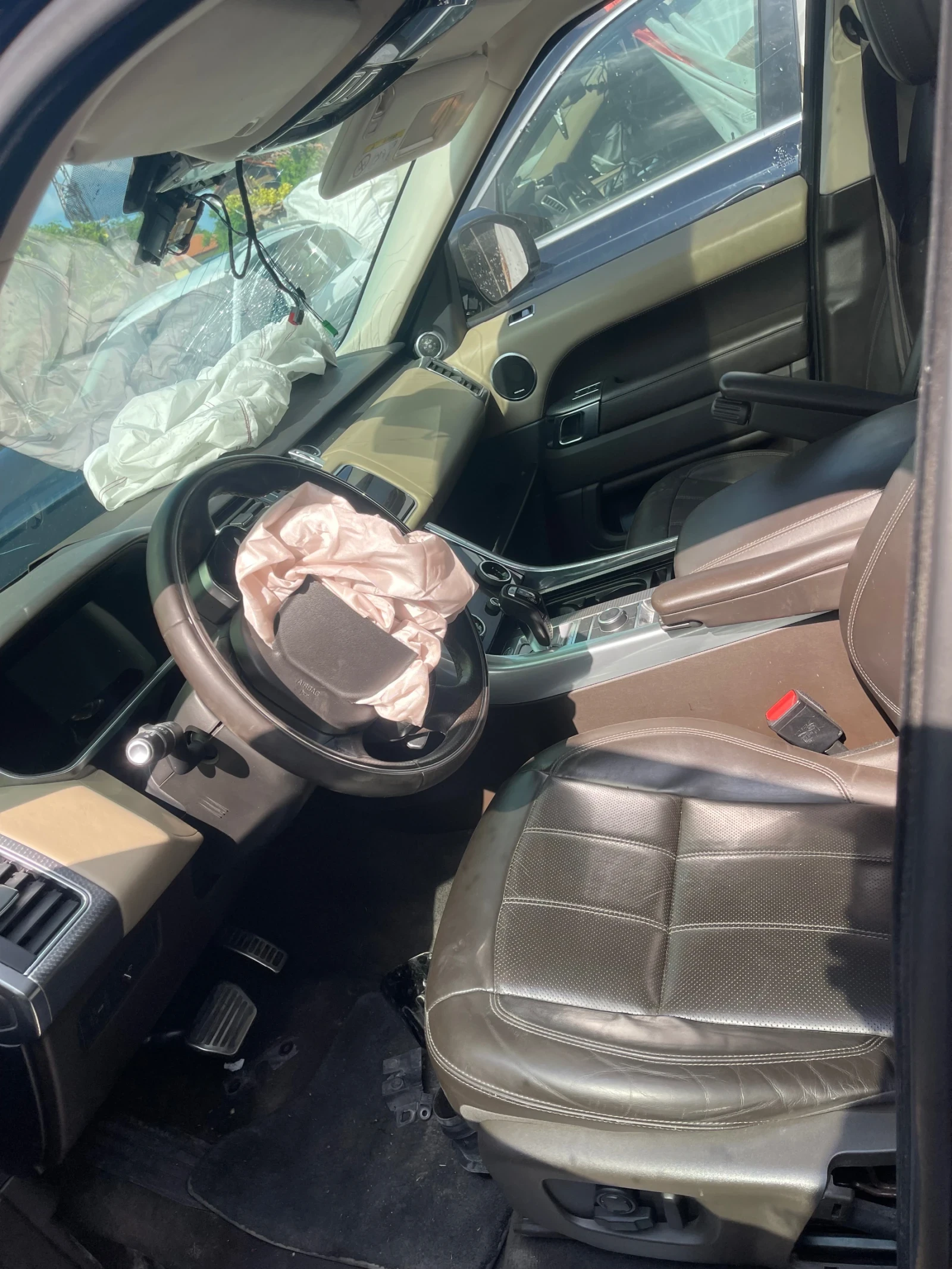 Land Rover Range Rover Sport, снимка 2 - Автомобили и джипове - 54752257