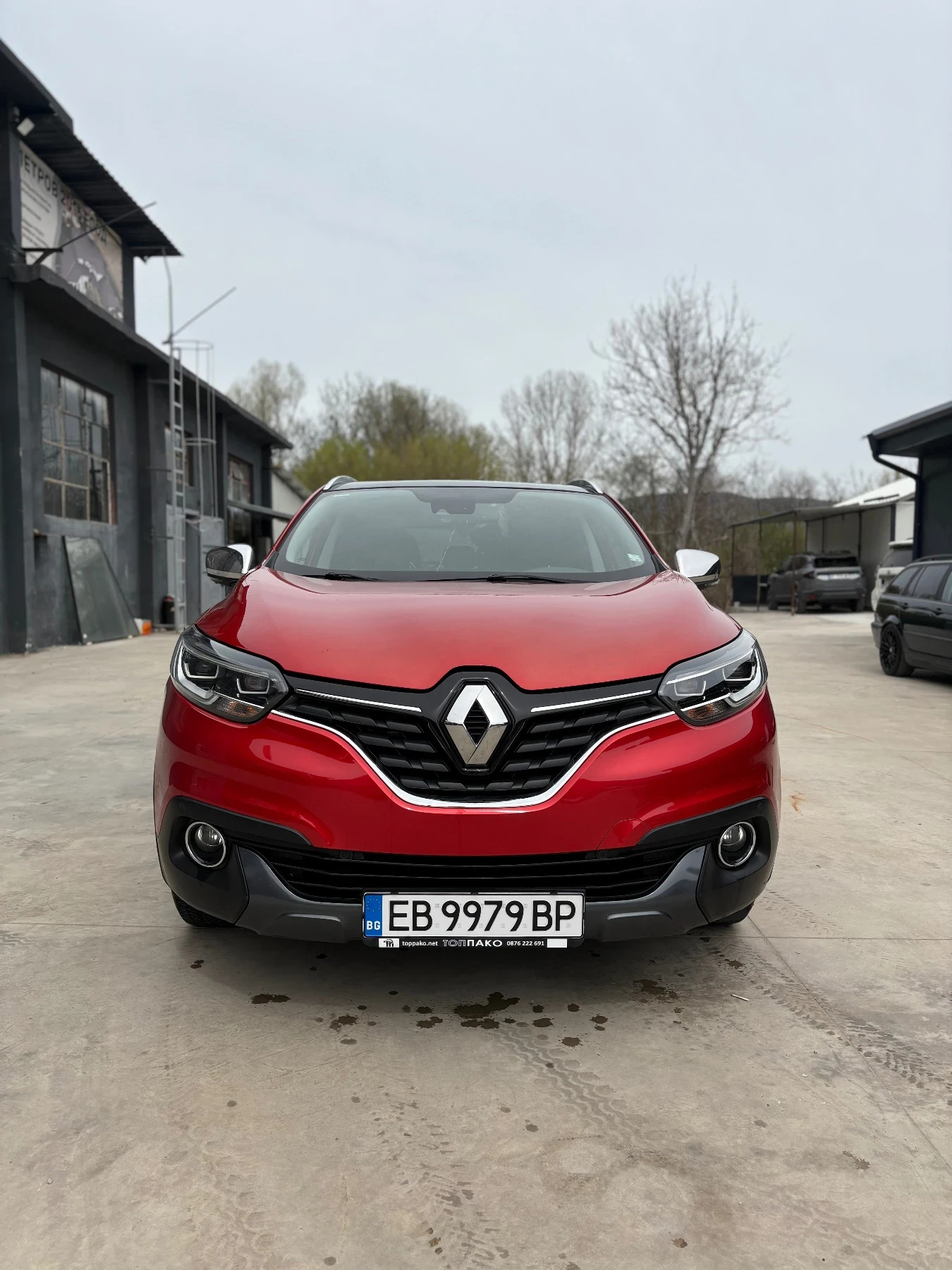 Renault Kadjar Premier edition BOSE, снимка 2 - Автомобили и джипове - 54983496