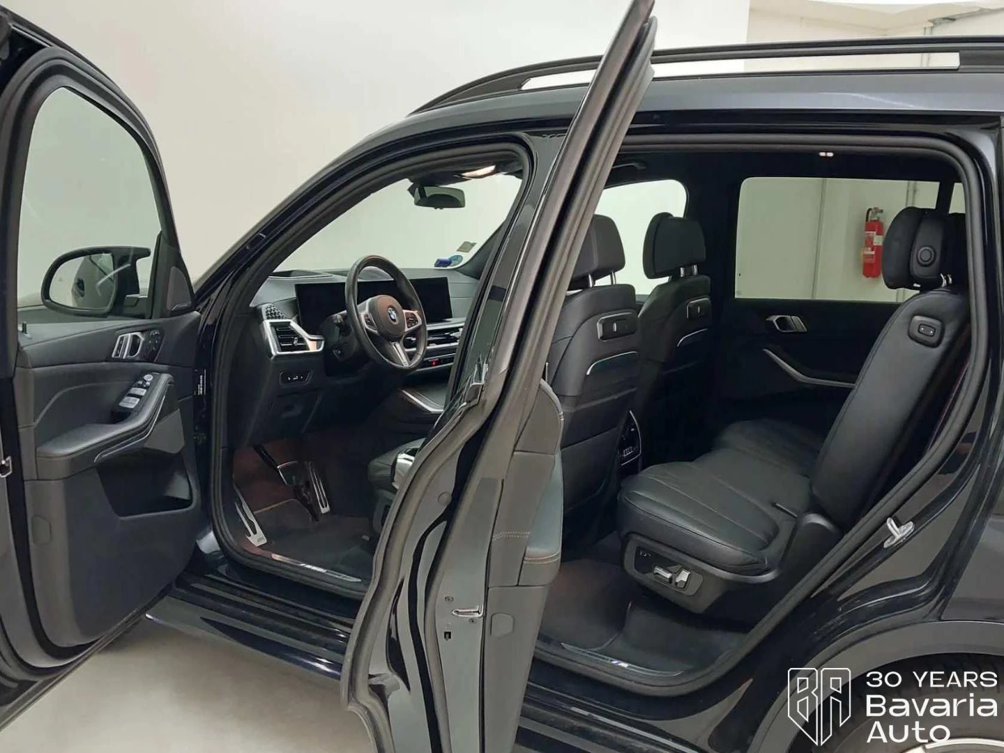 BMW X7 M60i xDrive Sportautomatic, снимка 5 - Автомобили и джипове - 55018747