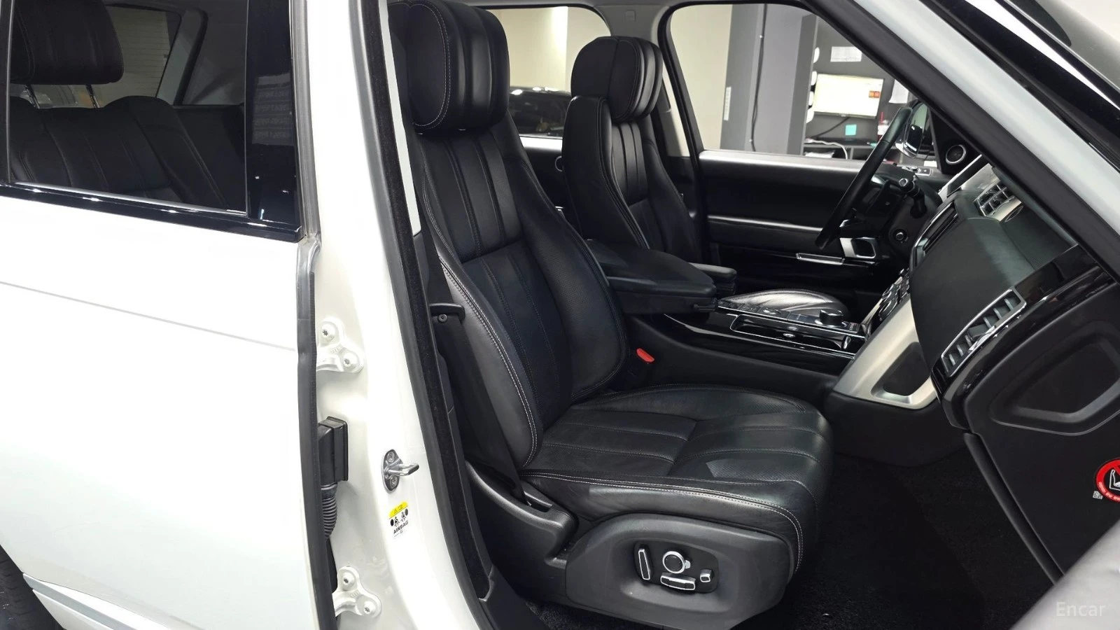 Land Rover Range rover 4.4 SDV8 VOGUE SE, снимка 8 - Автомобили и джипове - 55422144