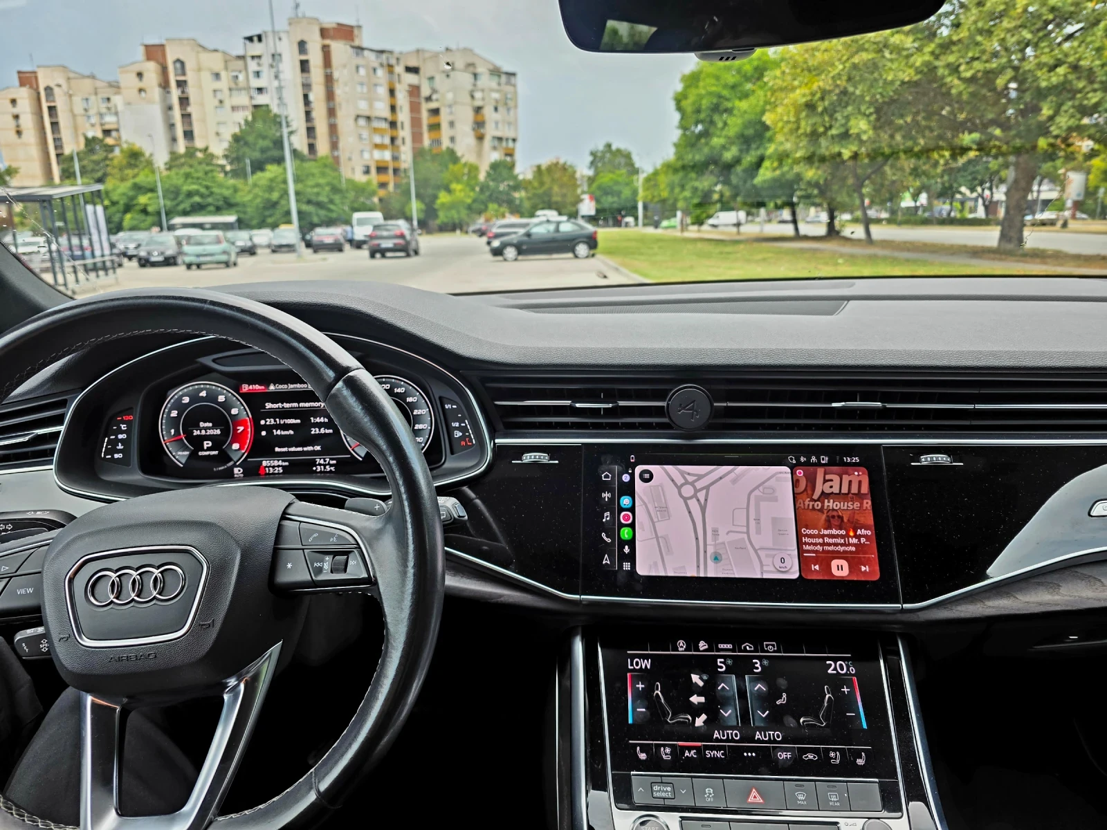 Audi Q8, снимка 6 - Автомобили и джипове - 55787263