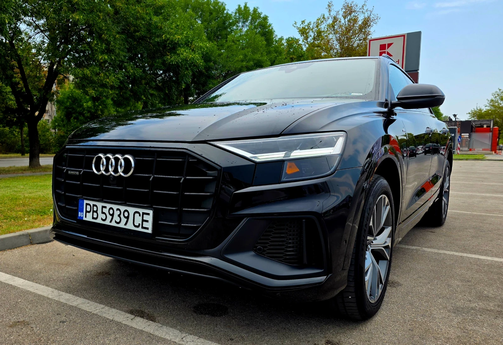 Audi Q8
