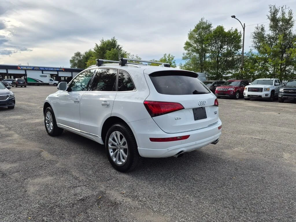 Audi Q5 * Панорама * АвтоКредит (ЦЕНА ДО БГ), снимка 2 - Автомобили и джипове - 56276995