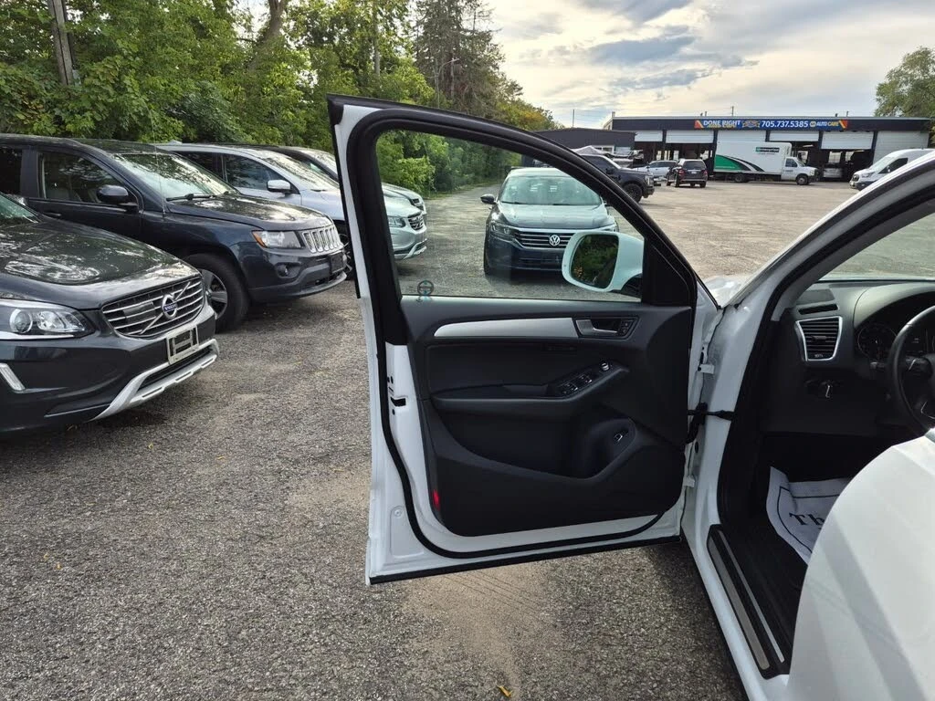 Audi Q5 * Панорама * АвтоКредит (ЦЕНА ДО БГ), снимка 10 - Автомобили и джипове - 56276995