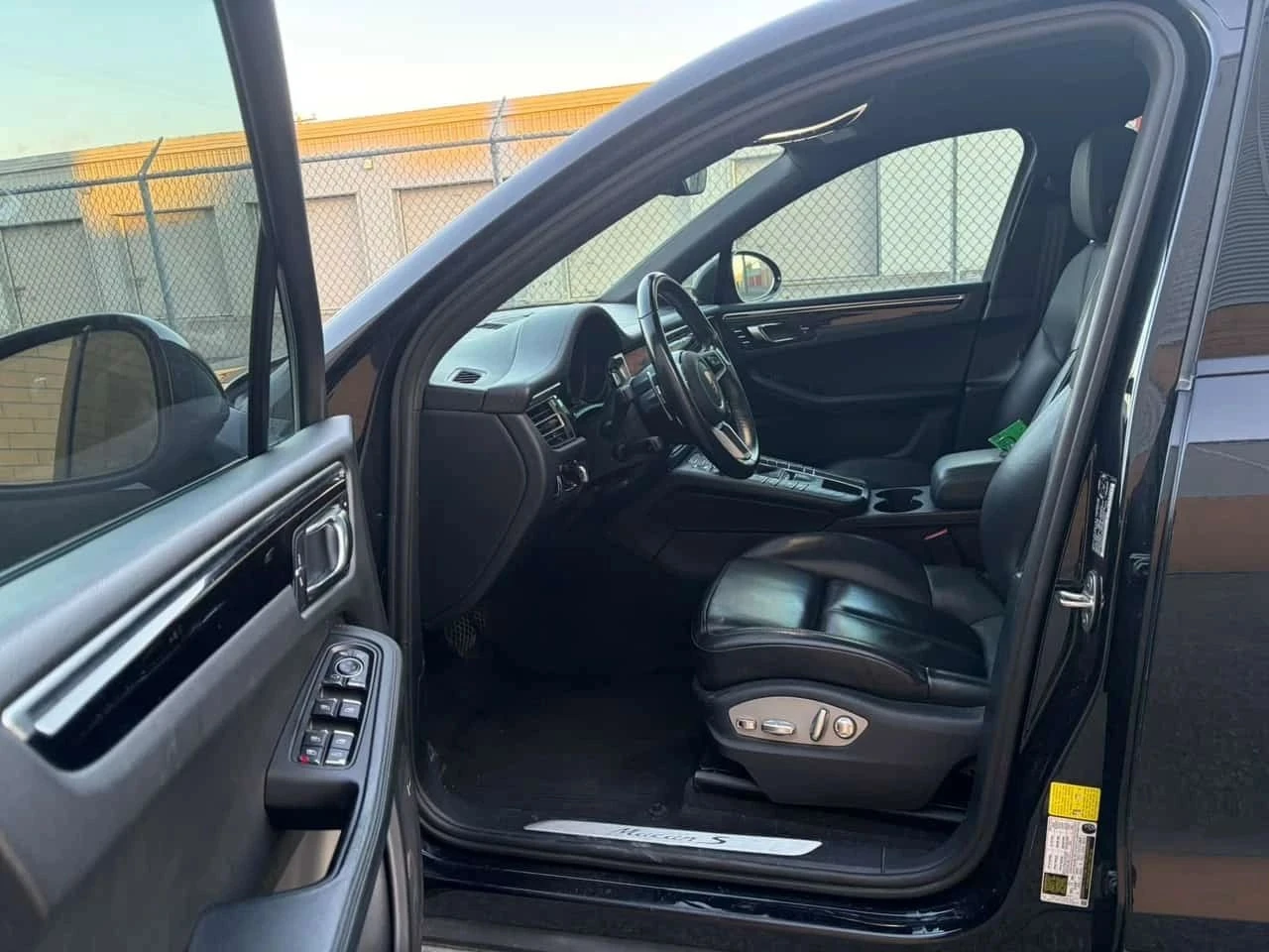 Porsche Macan, снимка 5 - Автомобили и джипове - 56685488