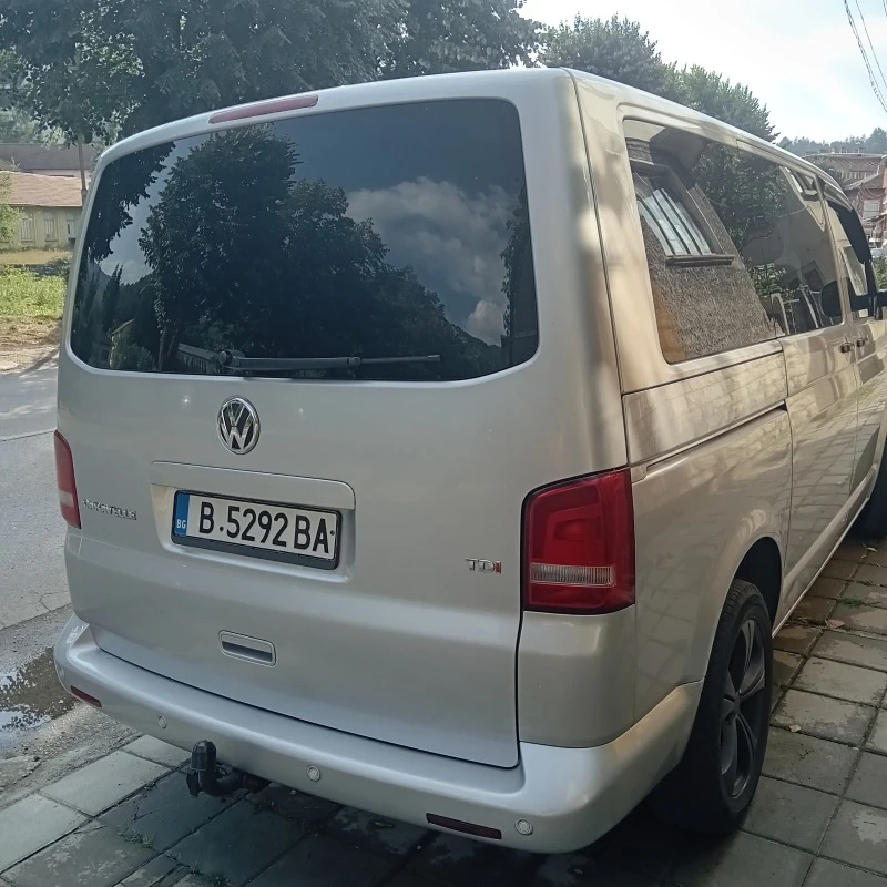 VW Caravelle, снимка 13 - Бусове и автобуси - 46675918