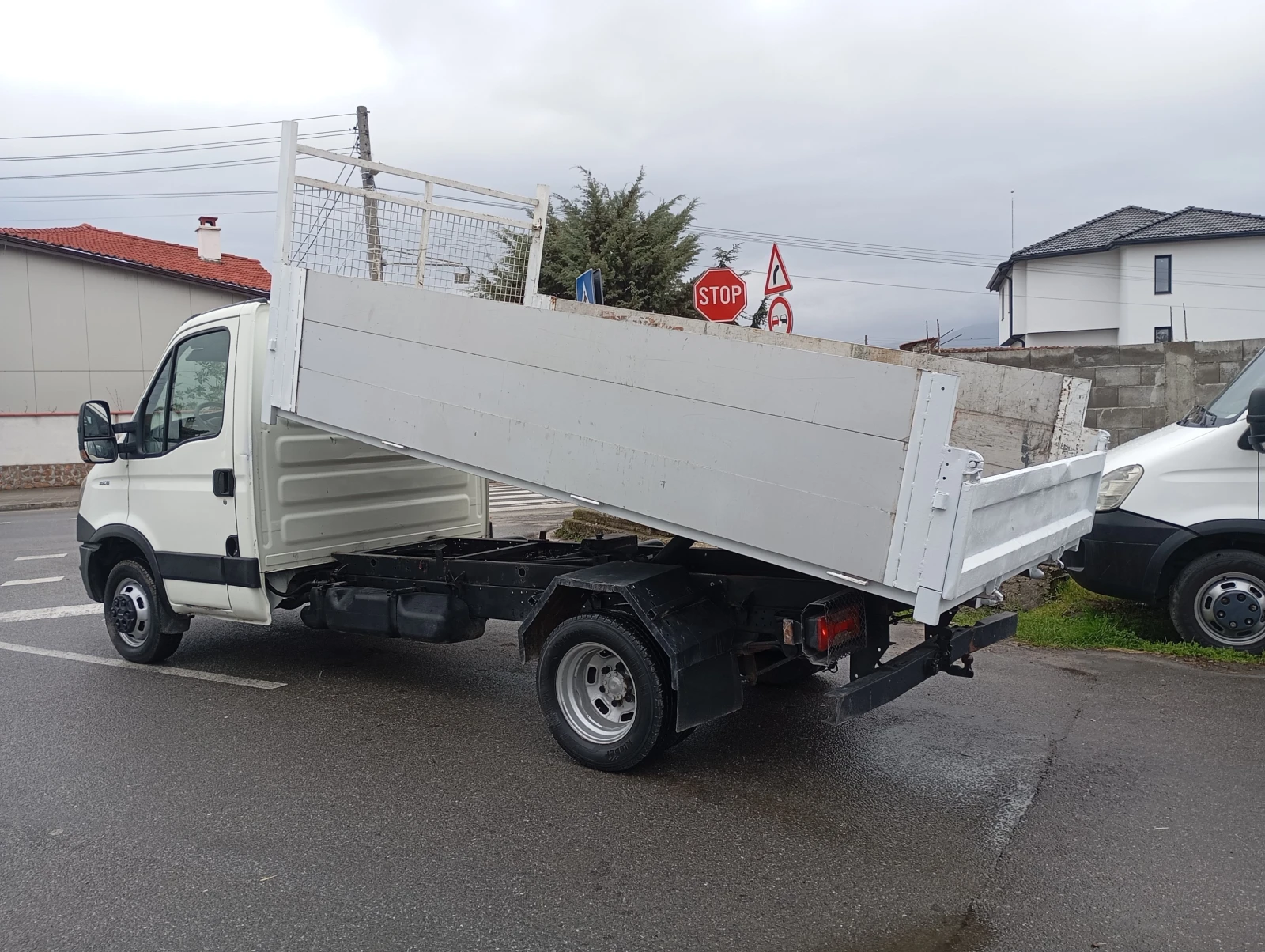 Iveco 35c13 САМОСВАЛ * 3.5 т.Б кат.EU.5, снимка 4 - Бусове и автобуси - 55199505