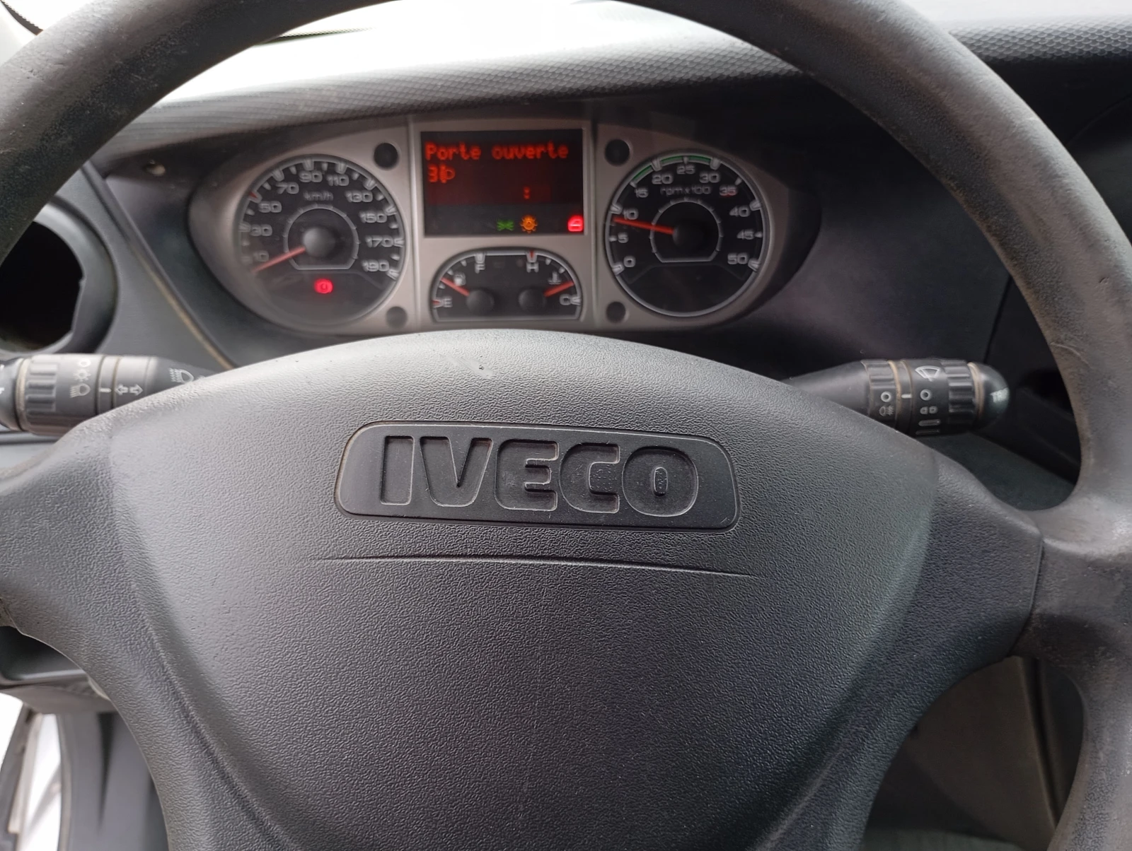 Iveco 35c13 САМОСВАЛ * 3.5 т.Б кат.EU.5, снимка 16 - Бусове и автобуси - 55305491