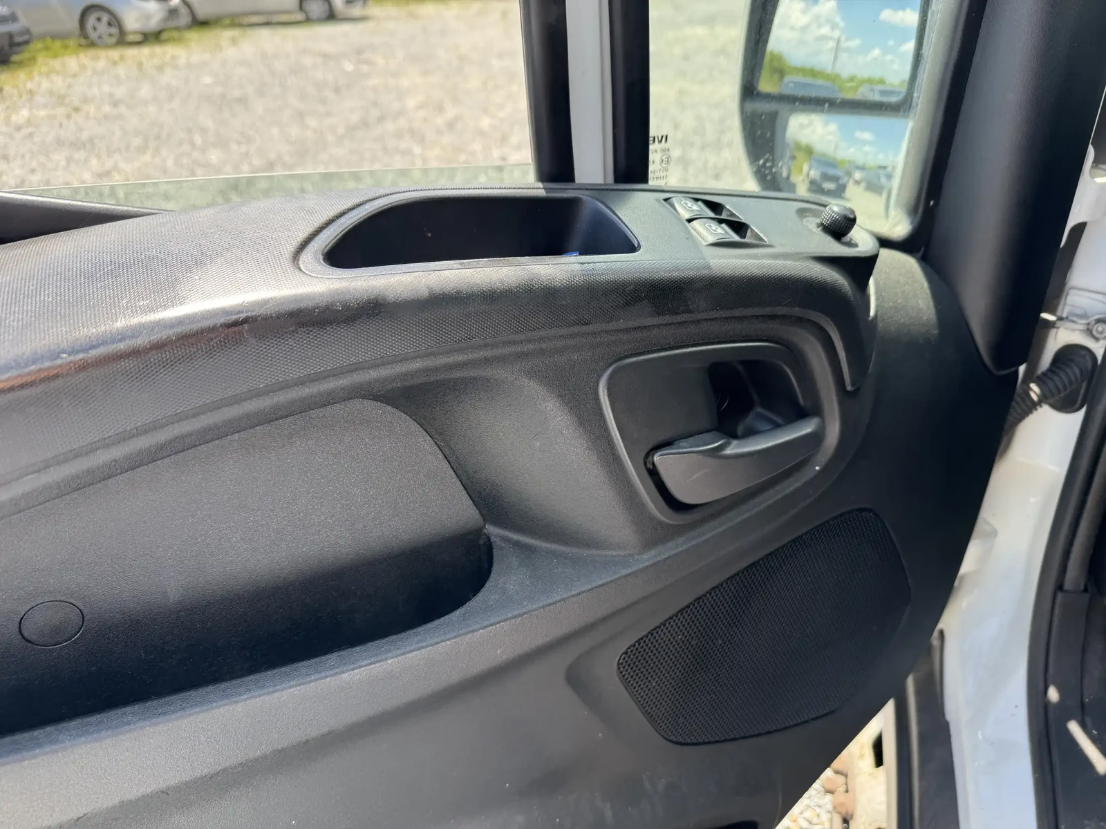 Iveco 35c13, снимка 9 - Бусове и автобуси - 55401790
