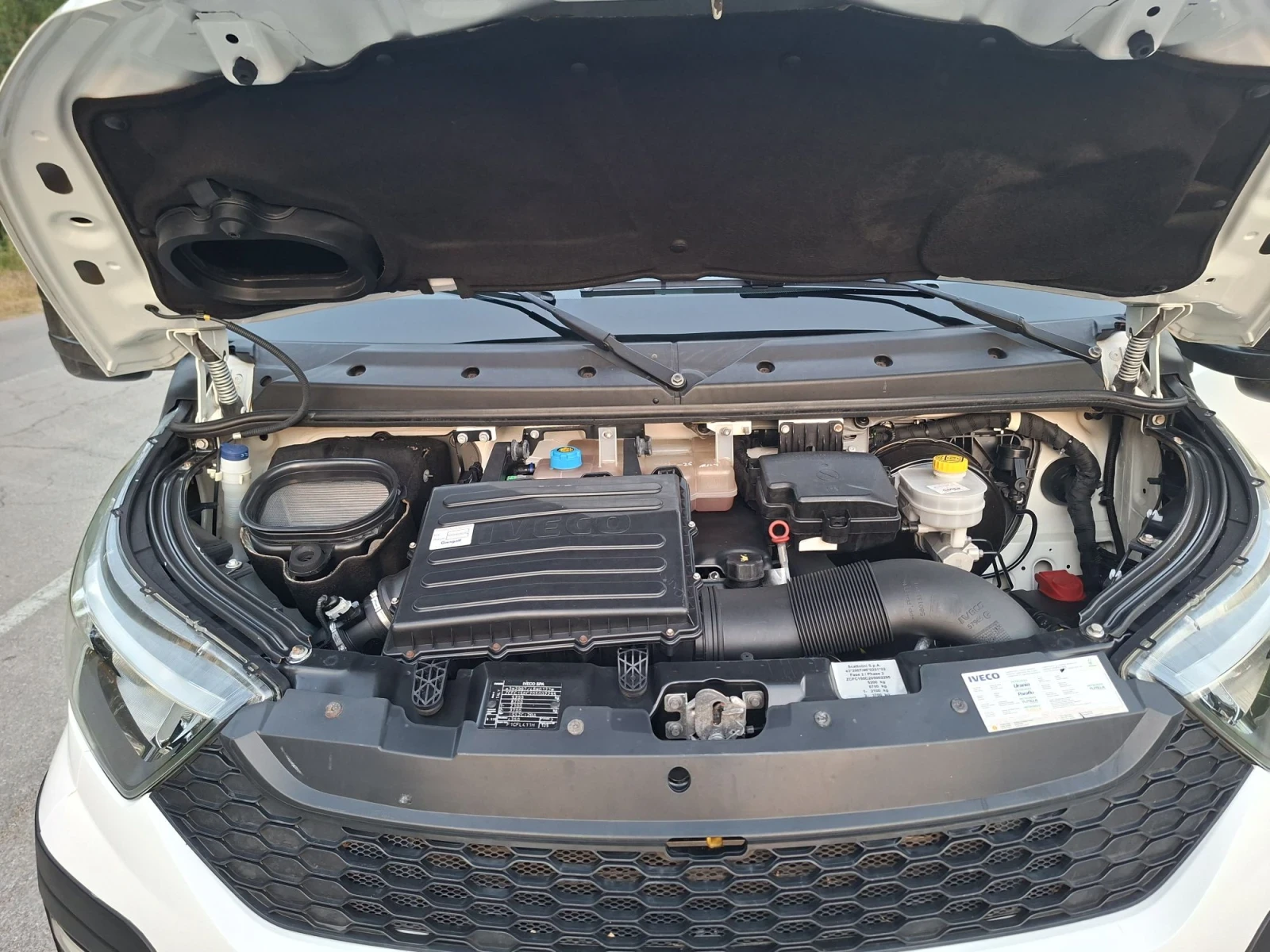 Iveco Daily 50С17* 3.5t* 5.30м.КЛИМА* , снимка 16 - Бусове и автобуси - 56162997