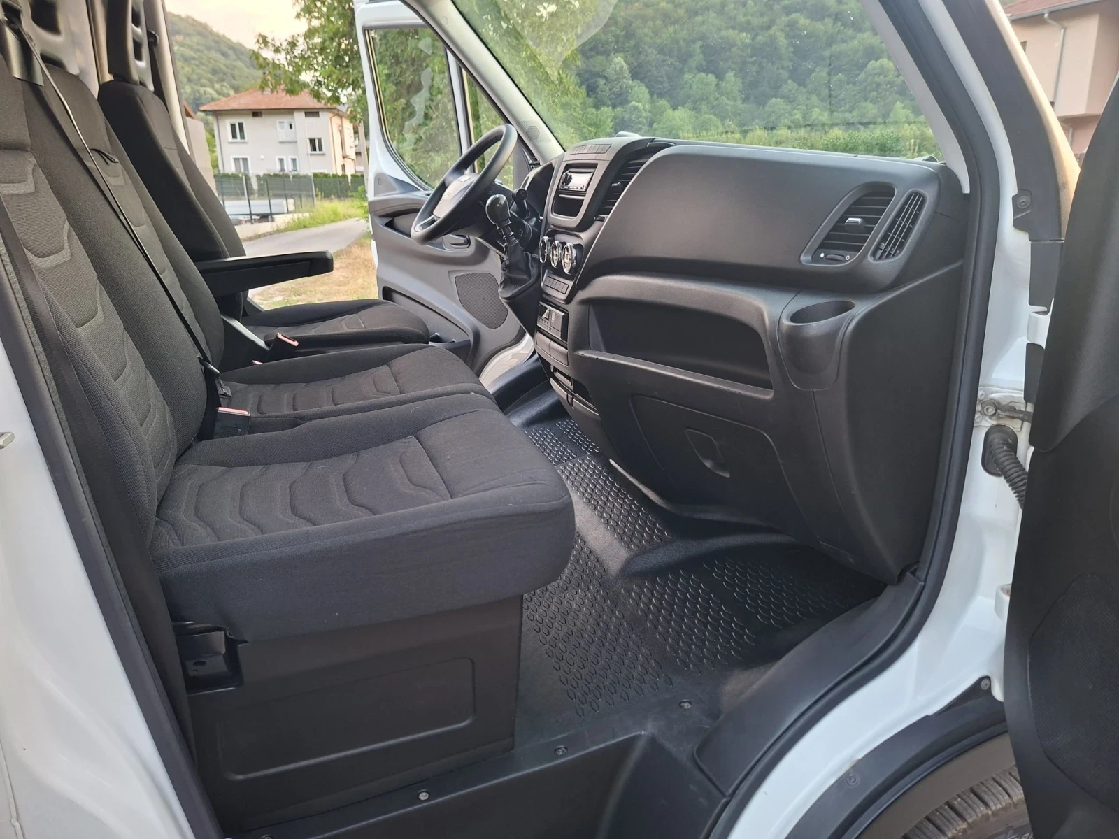 Iveco Daily 50С17* 3.5t* 5.30м.КЛИМА* , снимка 10 - Бусове и автобуси - 56162997