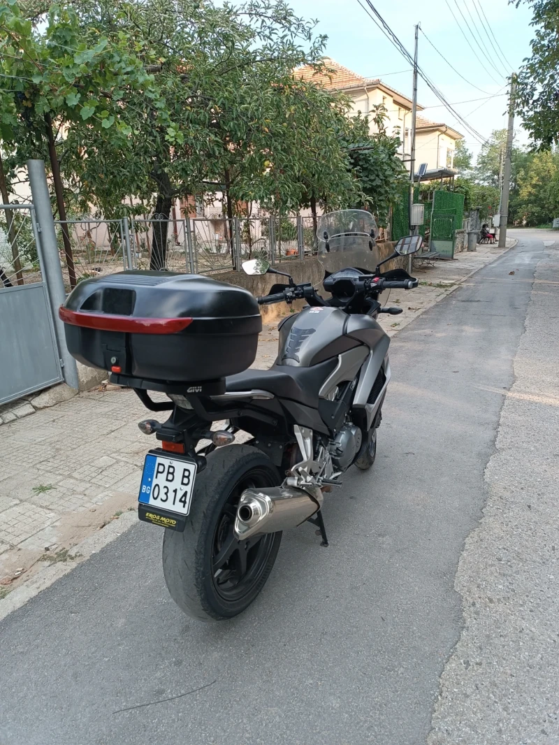 Honda Crossrunner, снимка 3 - Мотоциклети и мототехника - 51671859