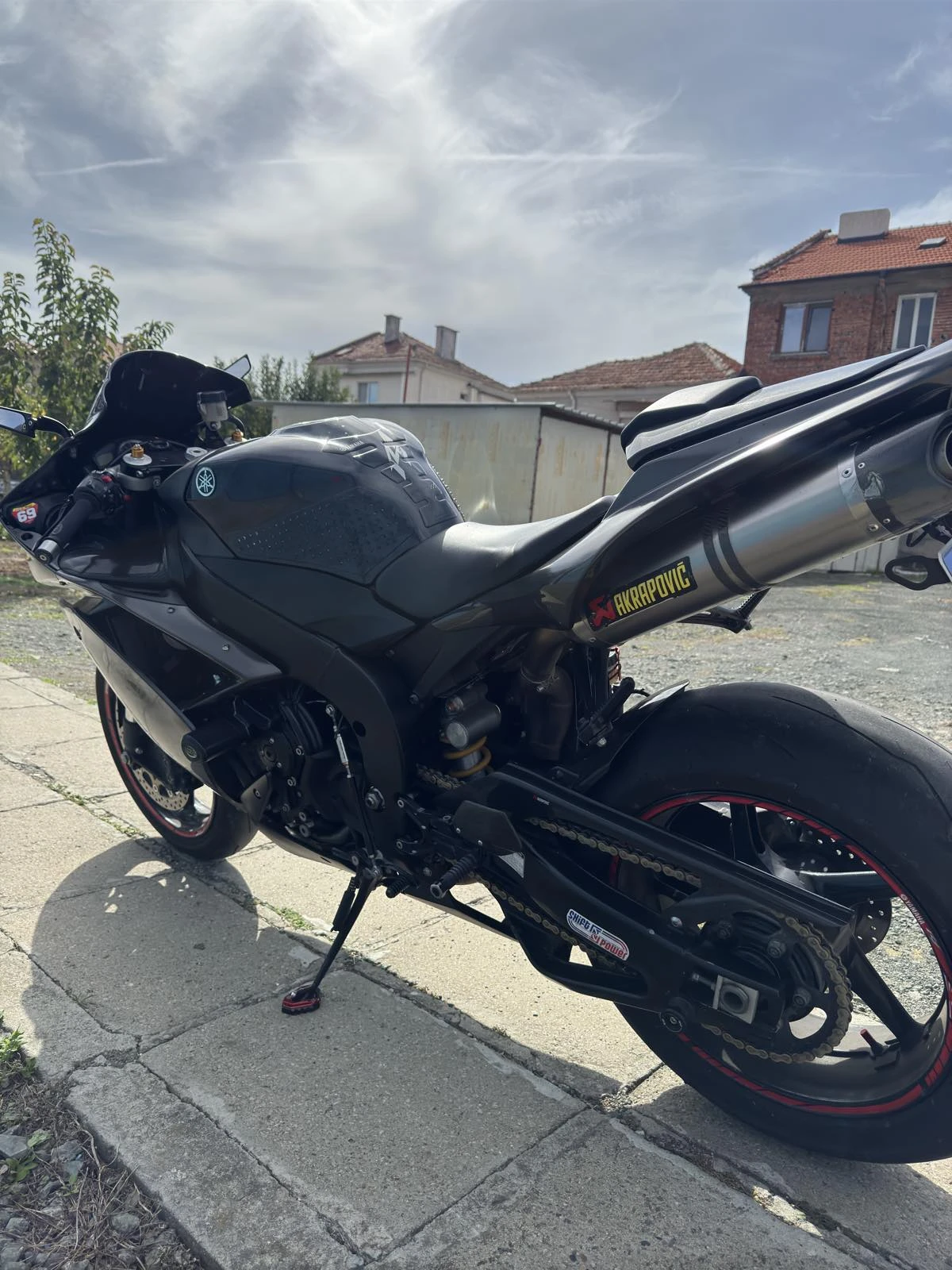 Yamaha YZF-R1 R1 - изображение 9