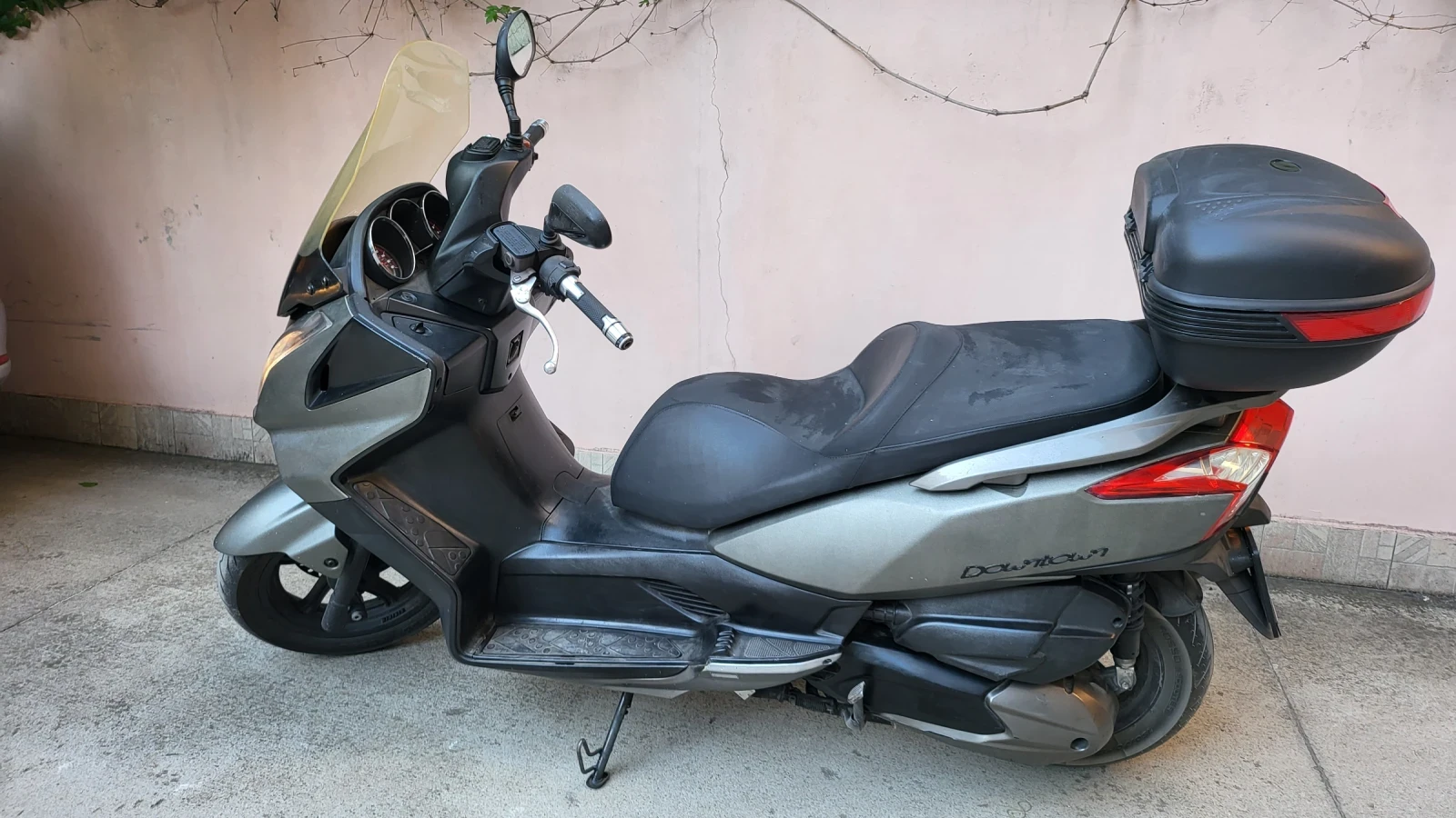 Kymco Downtown, снимка 4 - Мотоциклети и мототехника - 54726576