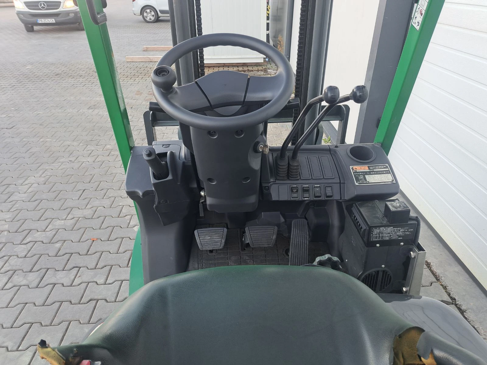 ������� Mitsubishi FGE15T | Mobile.bg � ����������� 4