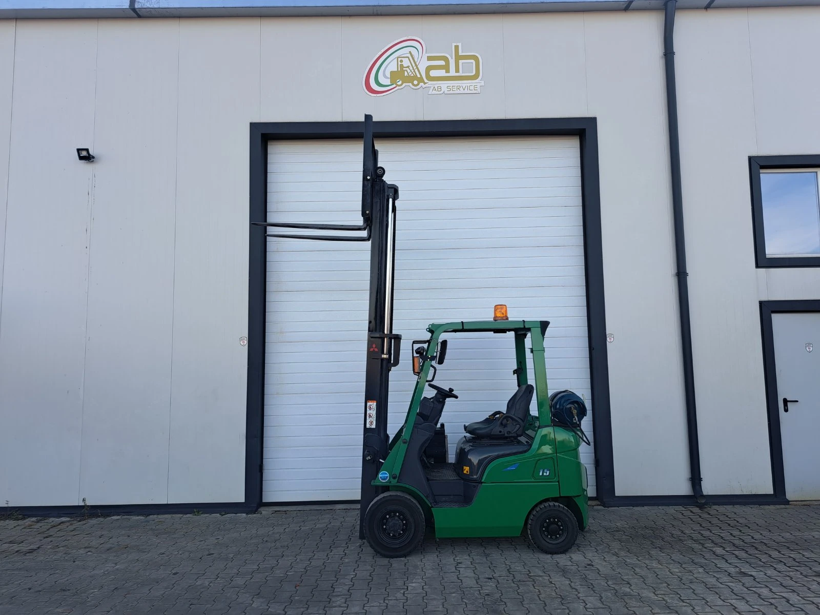 ������� Mitsubishi FGE15T | Mobile.bg � ����������� 5