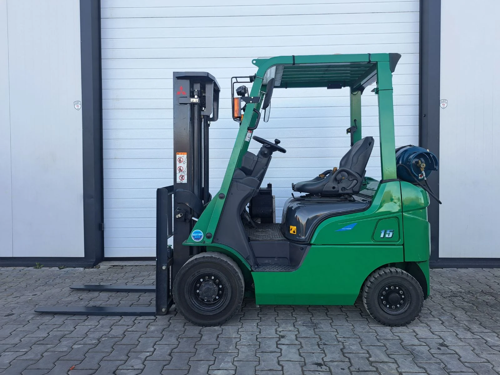 ������� Mitsubishi FGE15T | Mobile.bg � ����������� 1