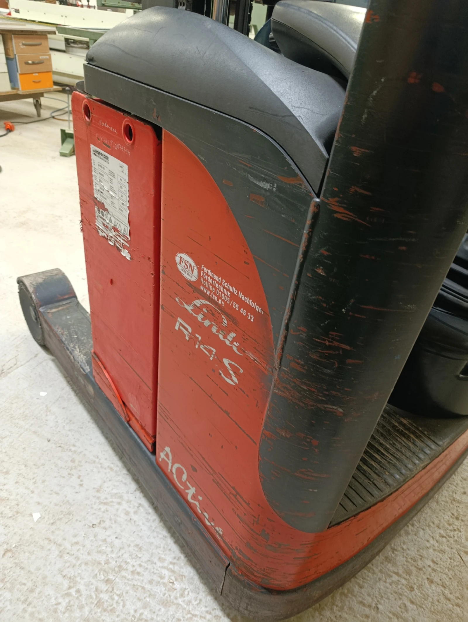 Електрокар Linde, снимка 4 - Индустриална техника - 53991954