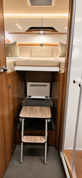 Кемпер HYMER / ERIBA BMC T 680, снимка 7