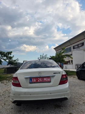 Mercedes-Benz C 200, снимка 4