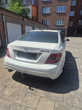 Mercedes-Benz C 200, снимка 3