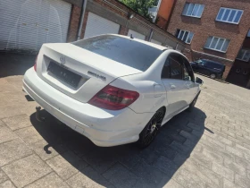 Mercedes-Benz C 200, снимка 4