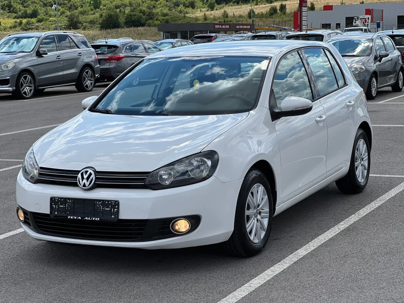 VW Golf 1.6TDI, снимка 1 - Автомобили и джипове - 47631218