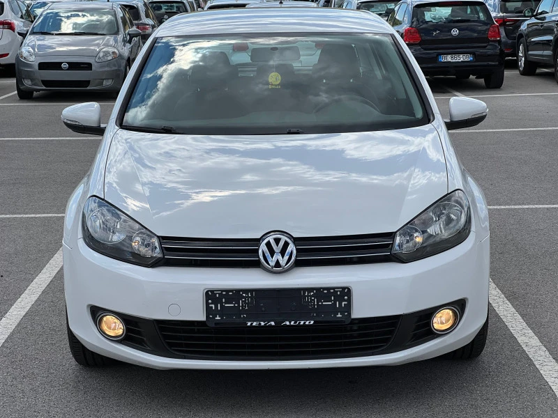 VW Golf 1.6TDI, снимка 2 - Автомобили и джипове - 47631218