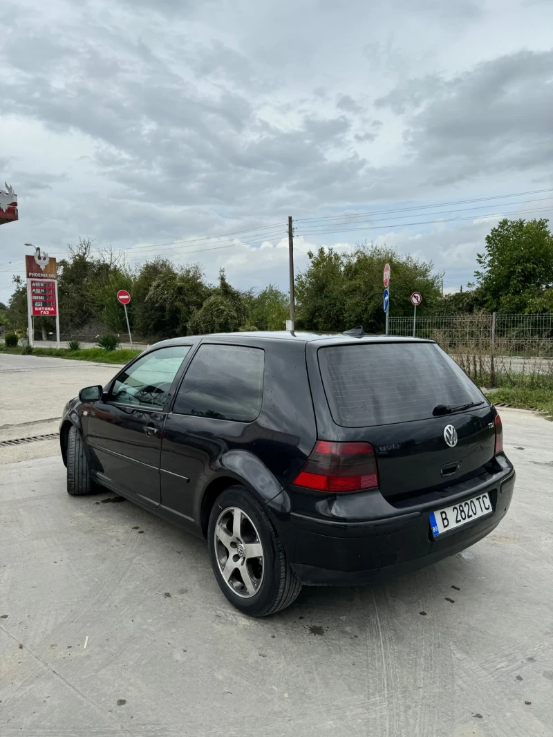 VW Golf 1.9TDI, снимка 8 - Автомобили и джипове - 47478888