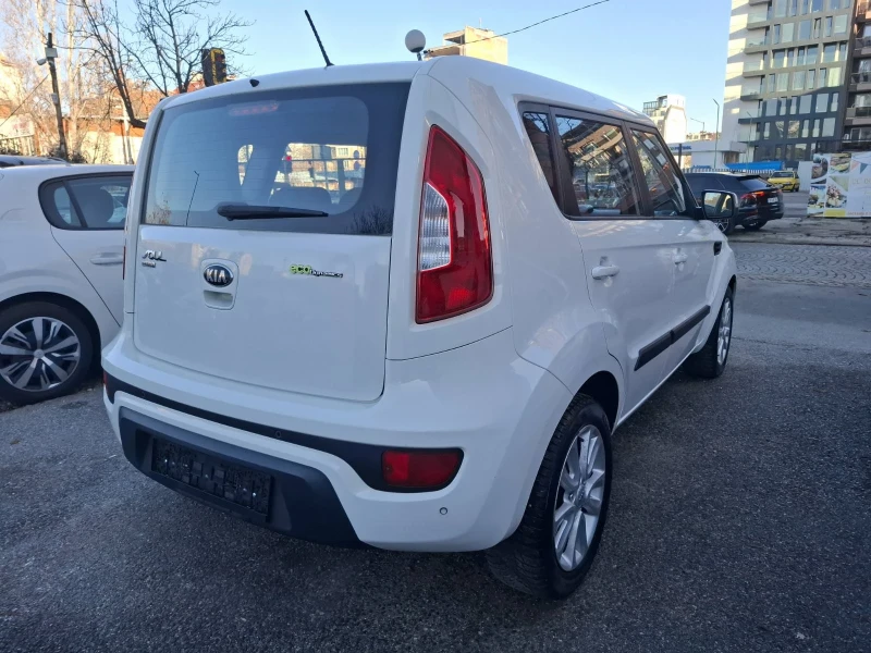 Kia Soul 1.6 , снимка 4 - Автомобили и джипове - 48405849