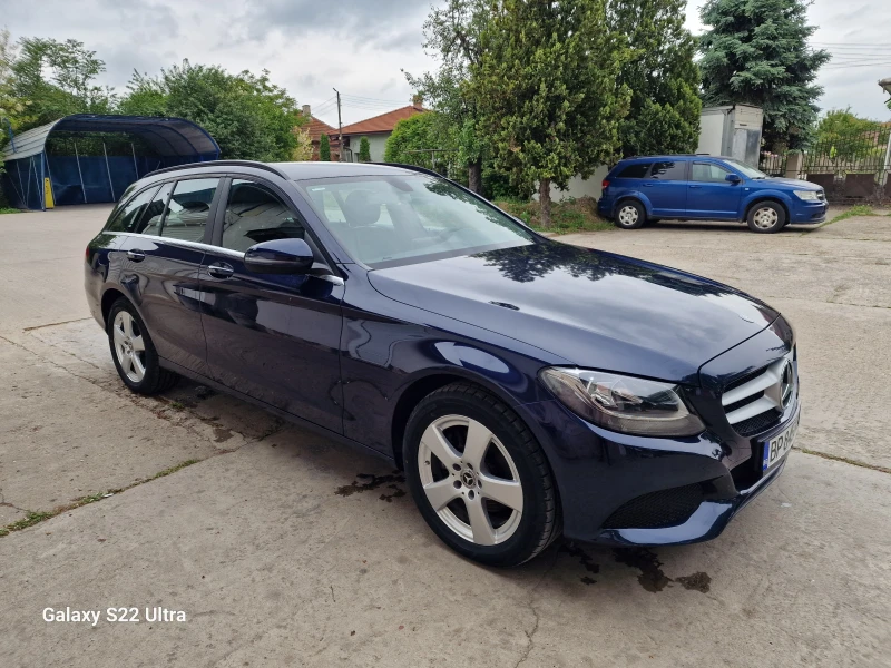 Mercedes-Benz C 220 C 220, снимка 1 - Автомобили и джипове - 48445745