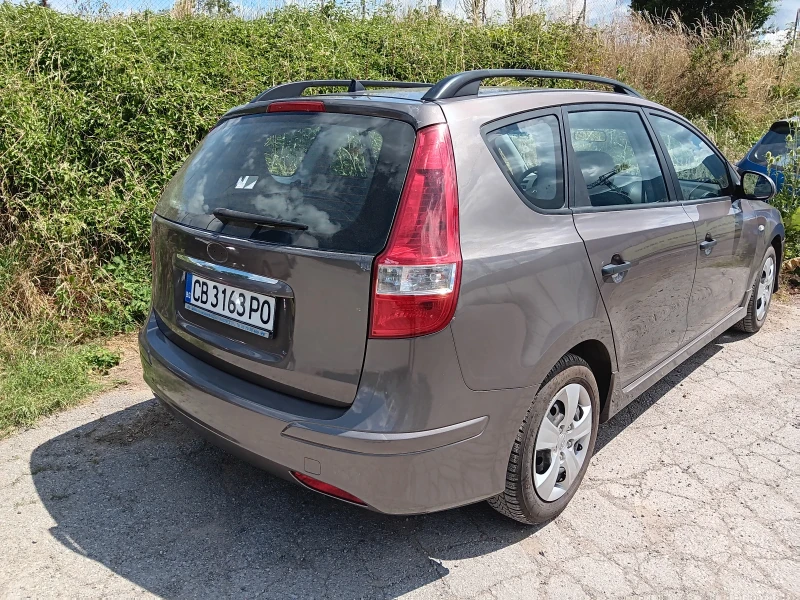Hyundai I30 1.4, снимка 2 - Автомобили и джипове - 52058945