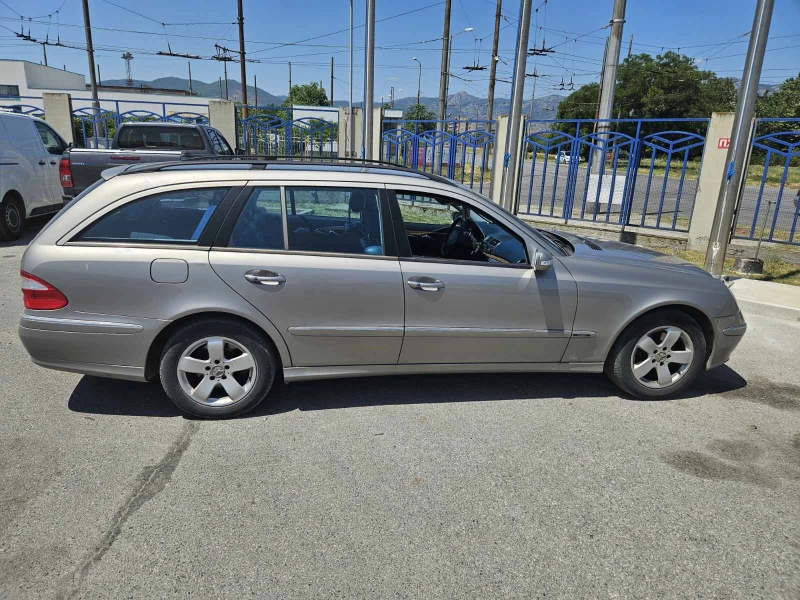 Mercedes-Benz E 320, снимка 3 - Автомобили и джипове - 52487410