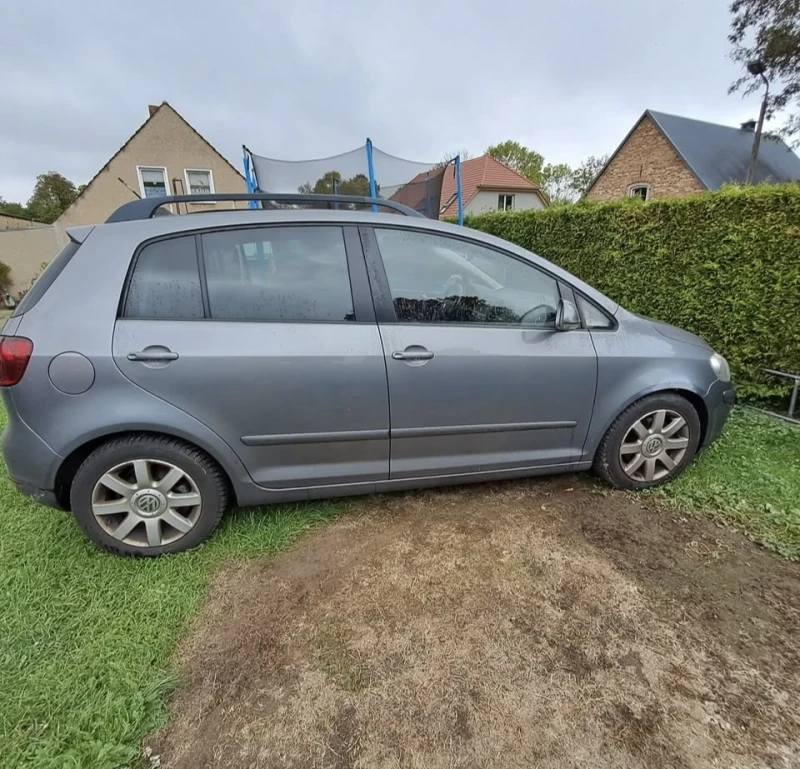 VW Golf Plus 1.6TDI 105kc, снимка 2 - Автомобили и джипове - 52314101