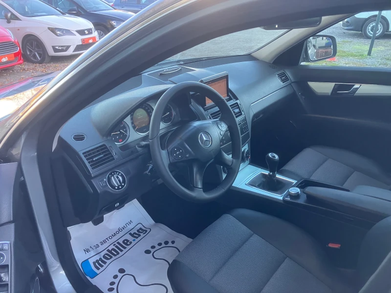 Mercedes-Benz C 220 Аvangarde, снимка 8 - Автомобили и джипове - 52493646