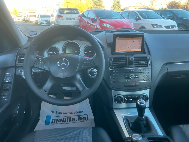 Mercedes-Benz C 220 Аvangarde, снимка 10 - Автомобили и джипове - 52493646