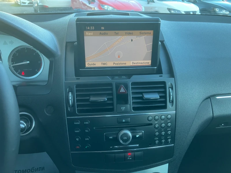 Mercedes-Benz C 220 Аvangarde, снимка 14 - Автомобили и джипове - 52493646