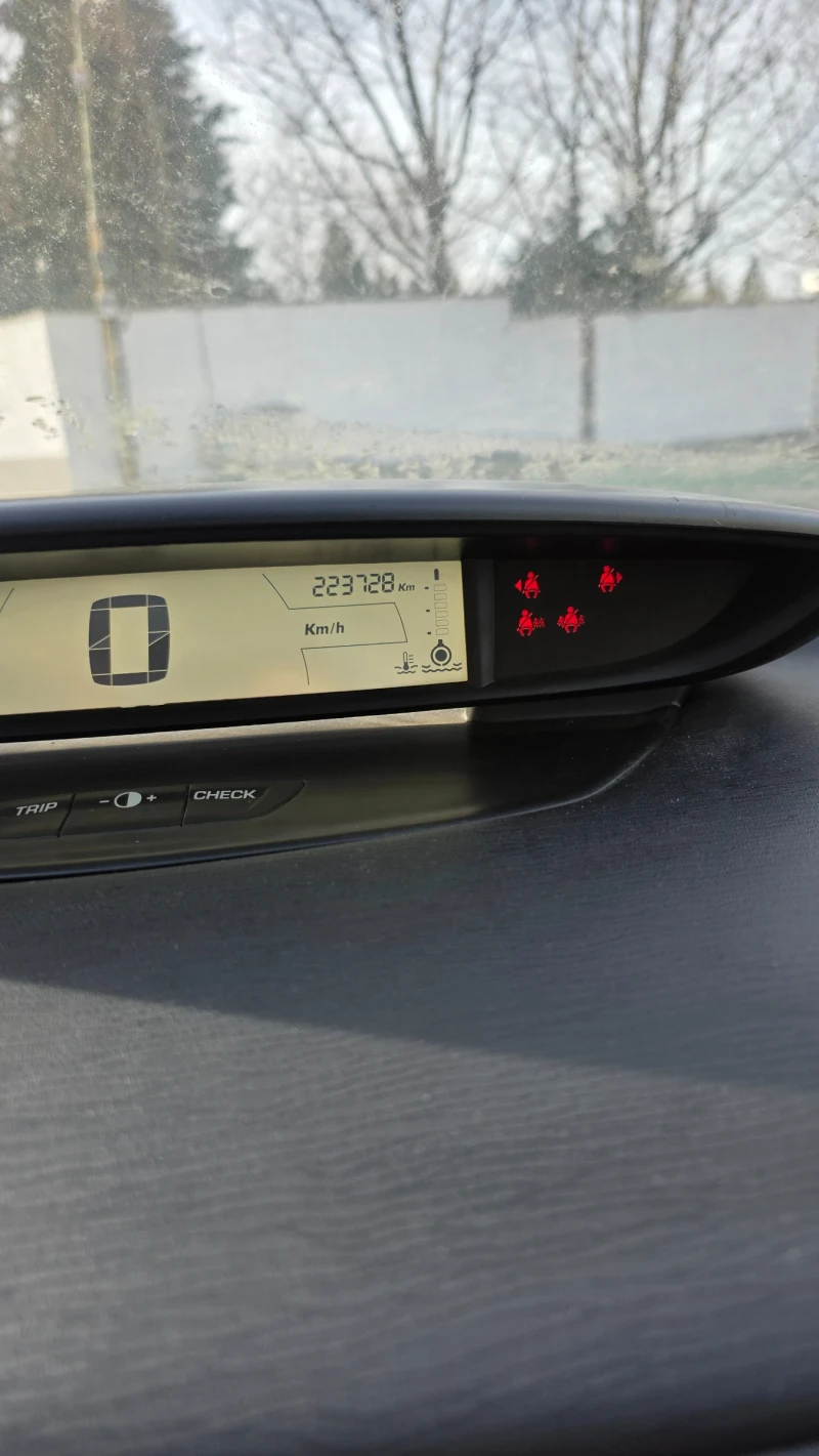 Citroen C4, снимка 7 - Автомобили и джипове - 52837882