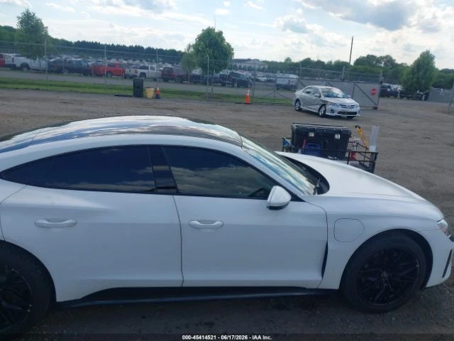Audi E-Tron GT PREMIUM PLUS QUATTRO, снимка 12 - Автомобили и джипове - 55950351