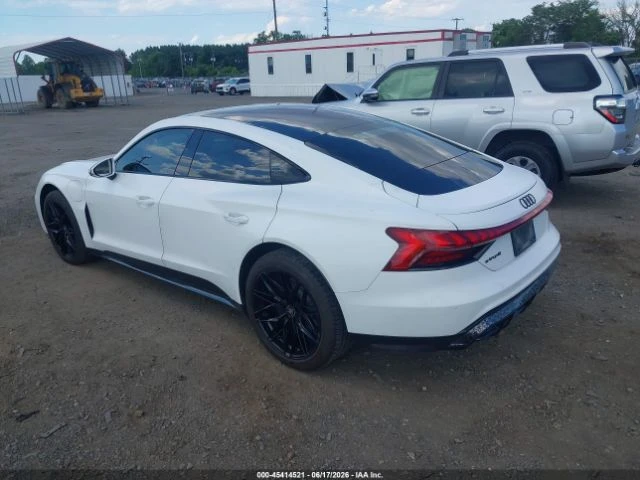 Audi E-Tron GT PREMIUM PLUS QUATTRO, снимка 3 - Автомобили и джипове - 55950351