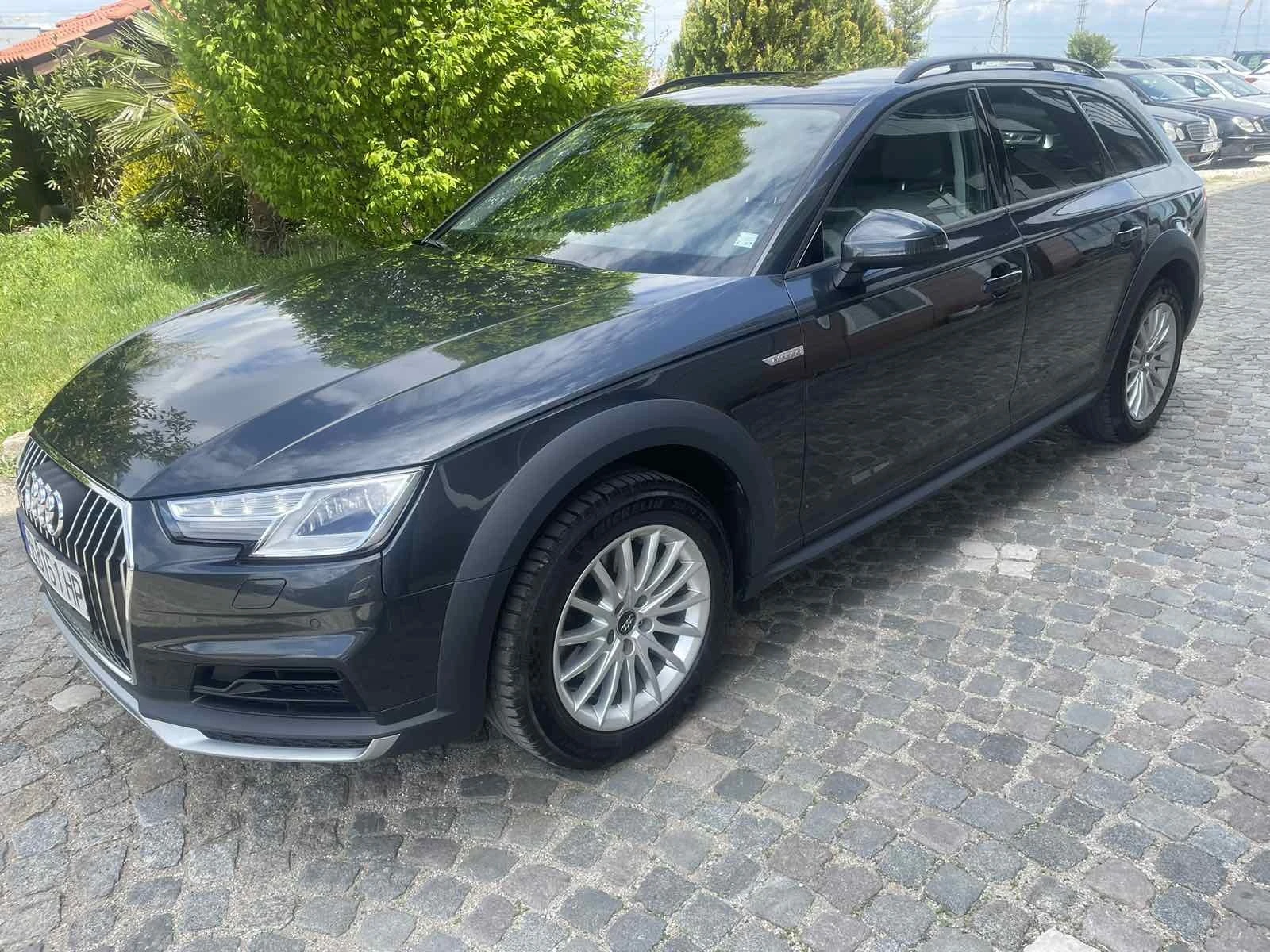 Audi A4 Allroad Комби - изображение 5