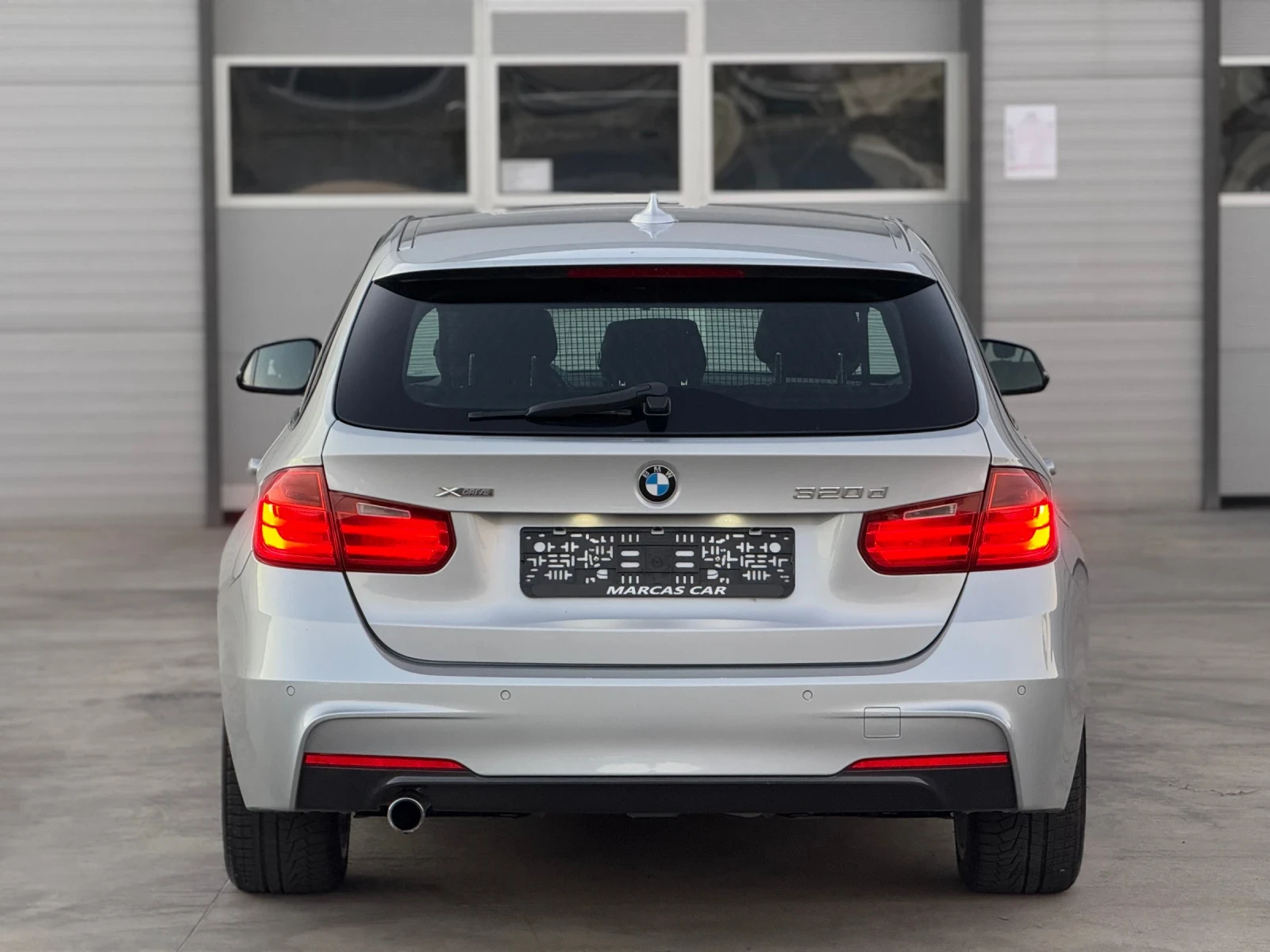 BMW 320 2.0D XDrive* M- PACK* KEYLESS* ЛИЗИНГ * ТОП* * *  - изображение 4