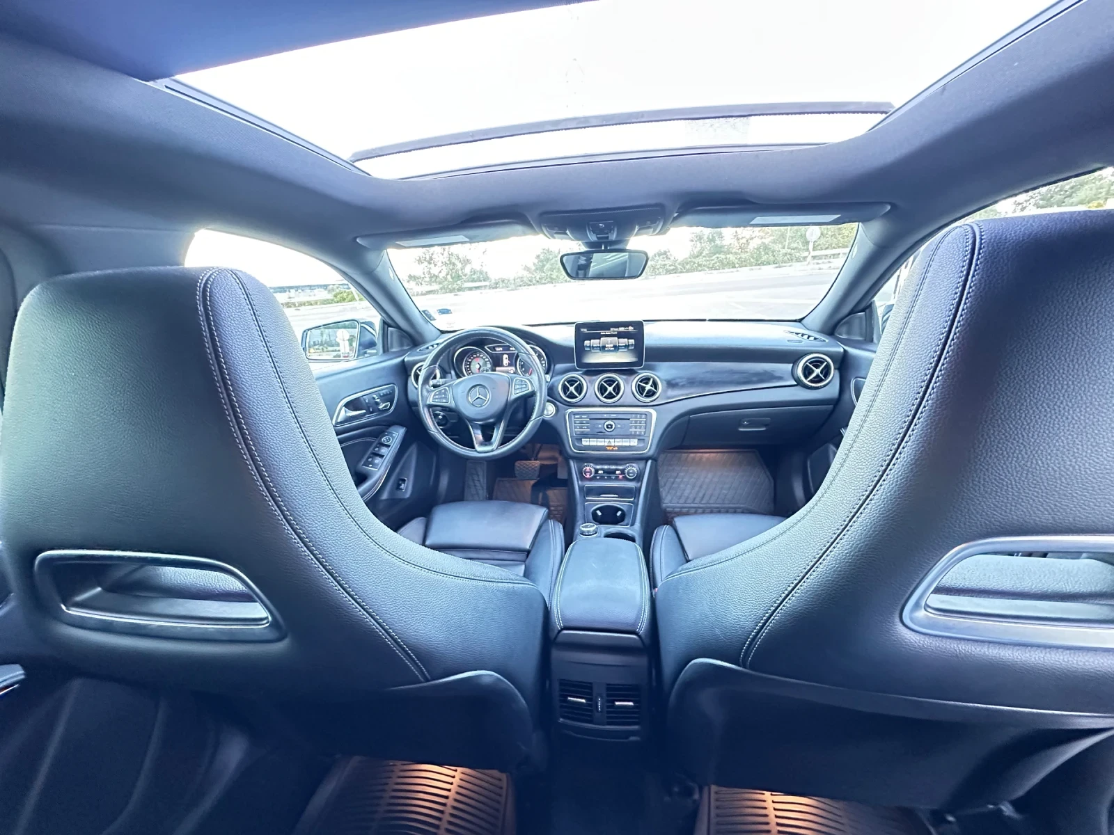 Mercedes-Benz CLA 250  - изображение 8