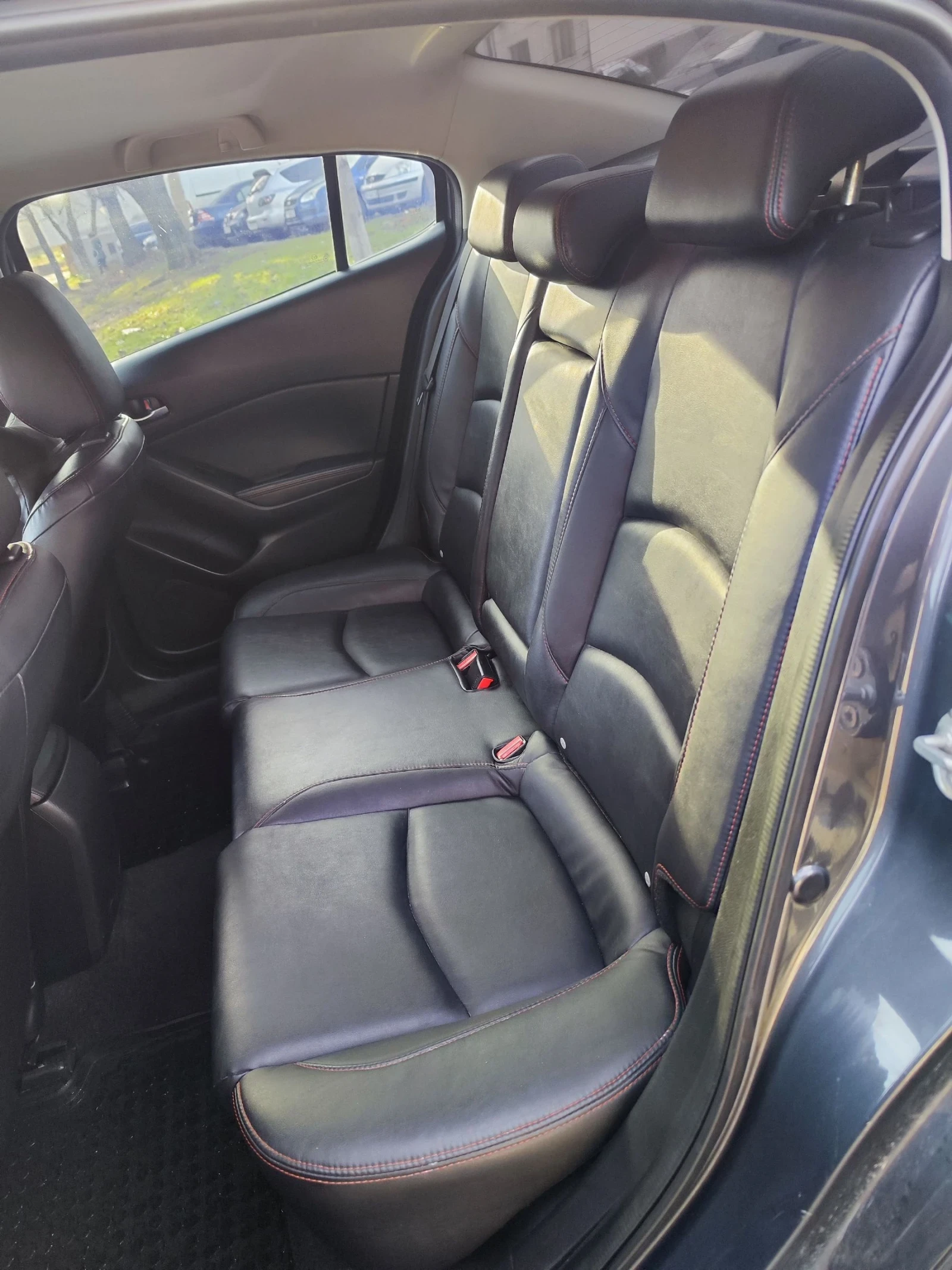 Mazda 3 2.5 SKAYACTIV  - изображение 6