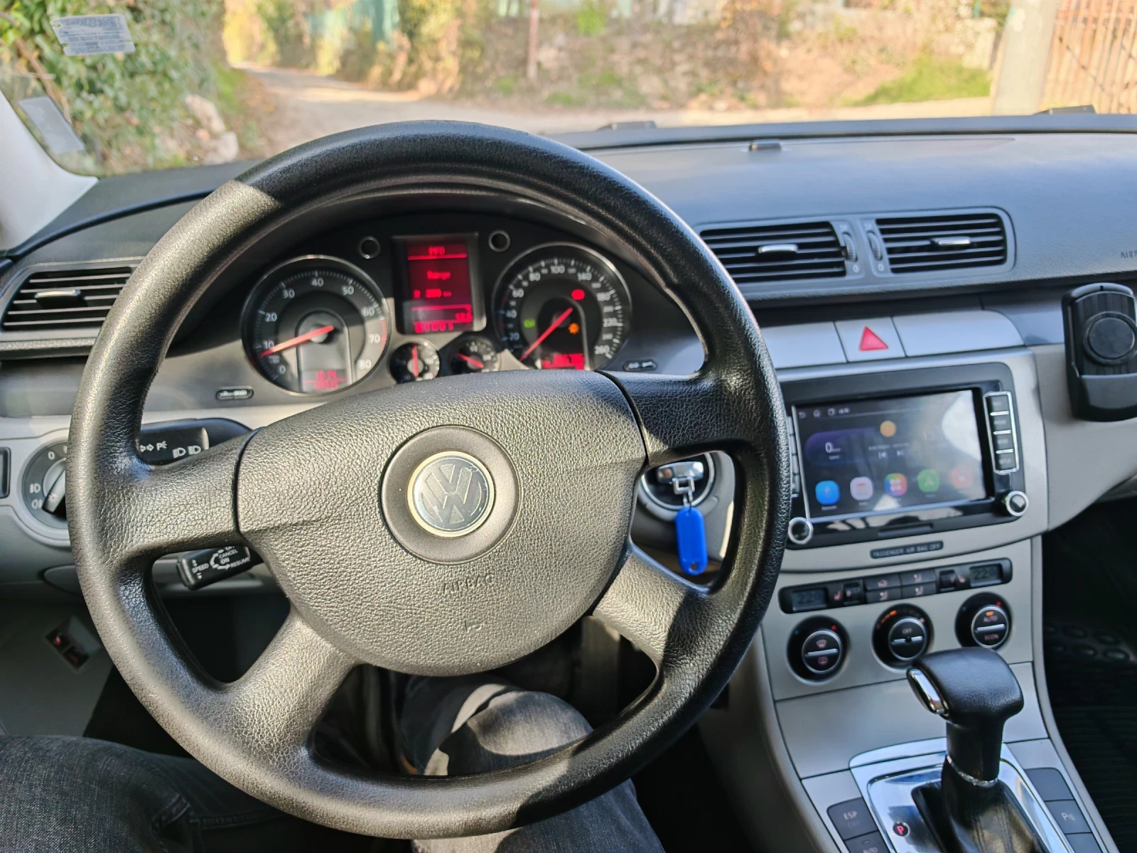 VW Passat 2.0 FSI - изображение 9