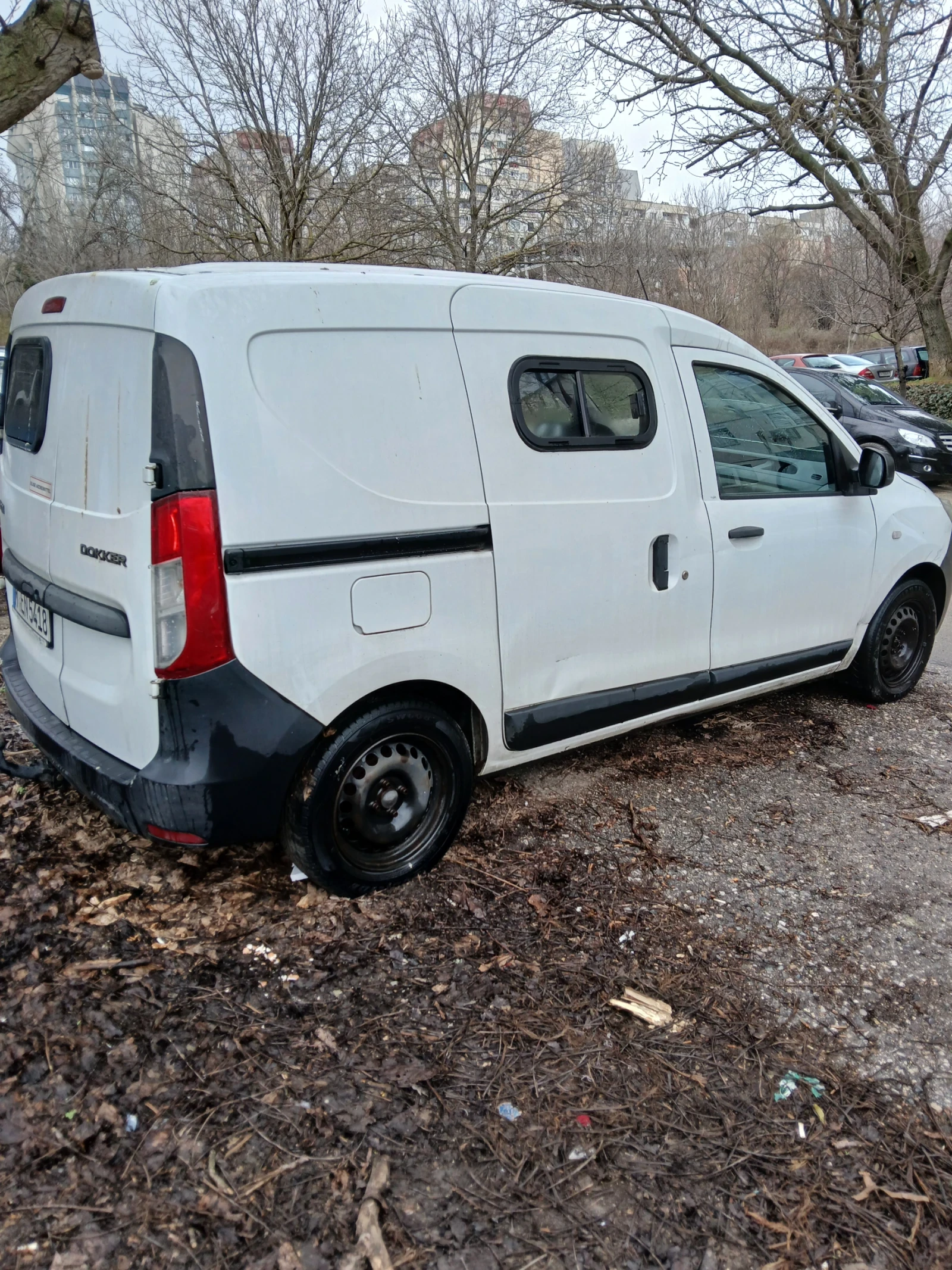 Dacia Dokker, снимка 6 - Автомобили и джипове - 53951519