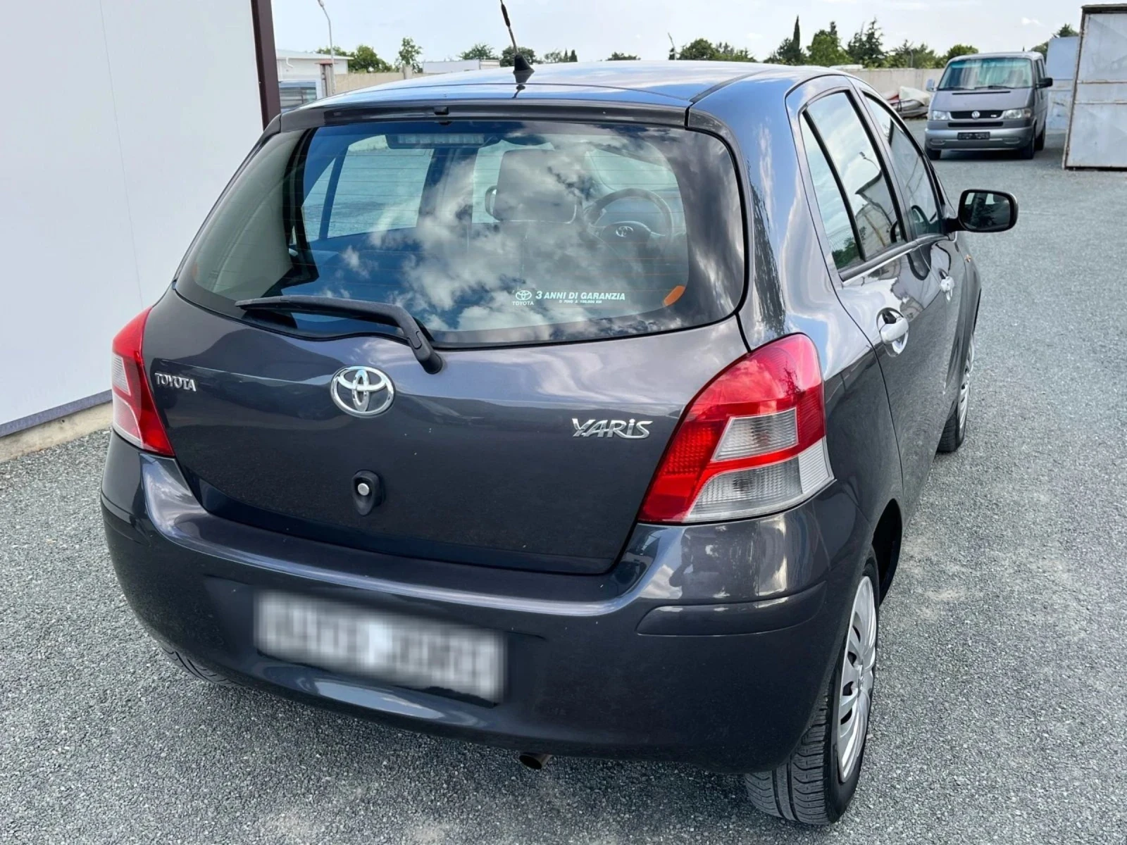 Toyota Yaris 1.33 ГАЗ 6 скорости, снимка 3 - Автомобили и джипове - 54397878