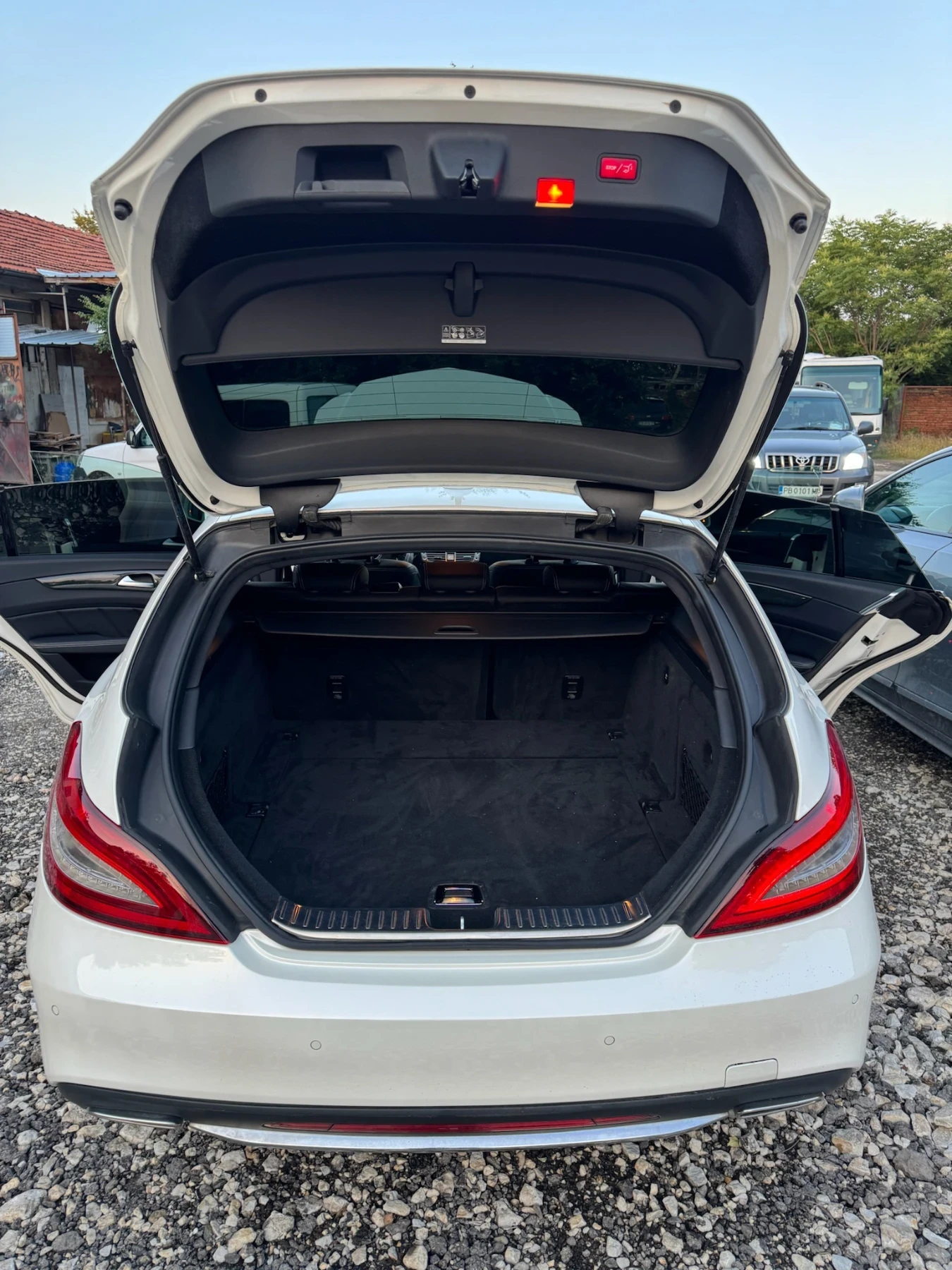Mercedes-Benz CLS 350 CLS350d BlueTec Shooting Brake 9G, снимка 12 - Автомобили и джипове - 54818927