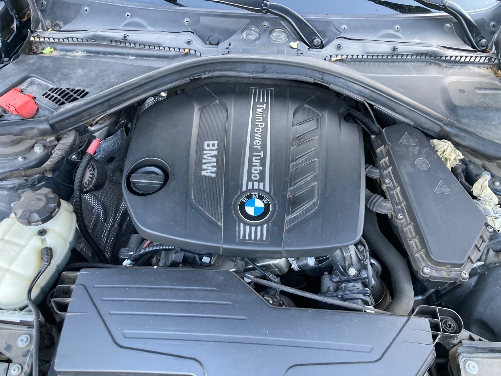BMW 318, снимка 7 - Автомобили и джипове - 55833033