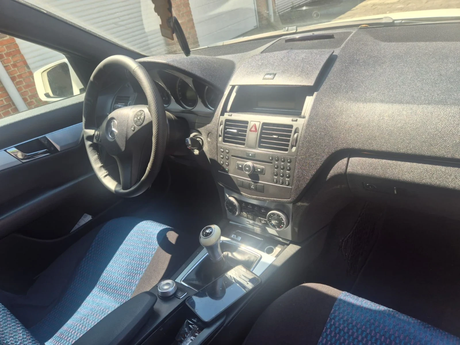 Mercedes-Benz C 200, снимка 8 - Автомобили и джипове - 55430989
